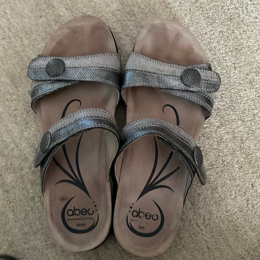Abeo Brand Gray Two-Strap Sandals